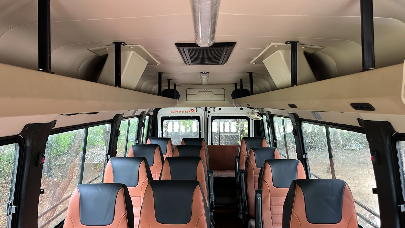 16 Seater Tempo Traveller on Rent in Noida